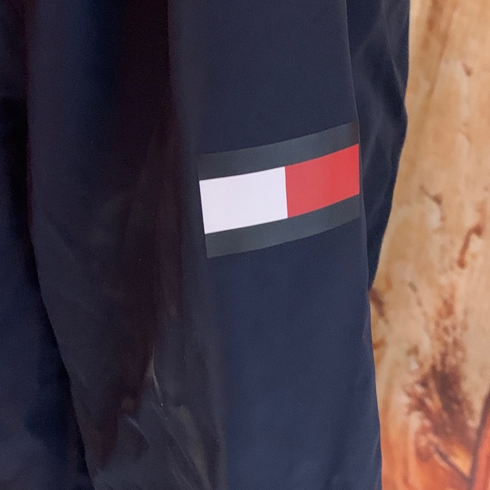 New! Tommy Hilfiger Jacket - Picture 3 of 5